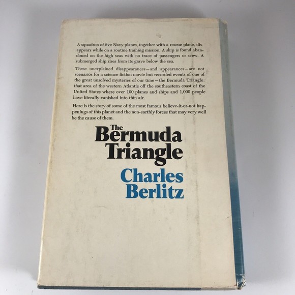 The Bermuda Triangle By Charles Berlitz Hardcover DJ Vintage Doubleday 1974 - Picture 4 of 7